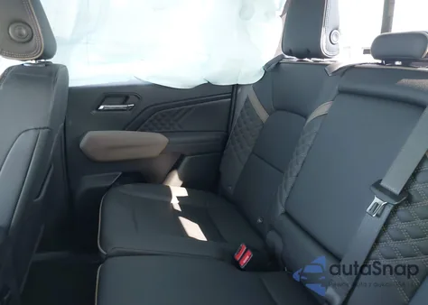 2023 GMC Canyon 4Wd Short Box Denali from USA, damaged, VIN 1GTP6FEK9P1125108